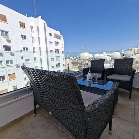 Tropical Paradise 200M From Finikoudes Beach Larnaca Exterior photo